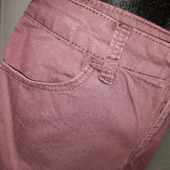 Buffalo David Bitton Burgundy Skinny Denim Jean Mid Rise Slim  Leg Faith - Picture 3 of 5